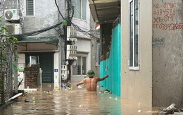 Vì sao một khu vực giữa Hà Nội mất điện 4 ngày liền?