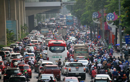 Siết khí thải ô tô: Hà Nội, TP.HCM 'ra quân' trước, xe cũ đứng trước nguy cơ bị loại khỏi đường phố