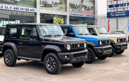 Hết thời 'bia kèm lạc', Suzuki Jimny giảm giá mạnh để xả hàng