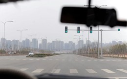 Trung Quốc biến 'thành phố ma' thành trung tâm đào tạo xe tự lái, quyết sửa sai sau 13 năm đối diện cú sốc khoáng sản