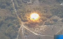 Tên lửa siêu thanh Kinzhal khai hỏa, xóa sổ hệ thống HIMARS, xe chiến đấu