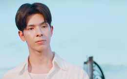 Đến chiếc quần của Denis Đặng cũng thành trò cười trên MXH