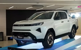 Ảnh thực tế bán tải điện đầu tiên của Toyota