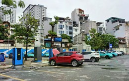 Hà Nội quyết tâm chuyển đổi xanh: Trạm sạc phải theo tiêu chuẩn chung