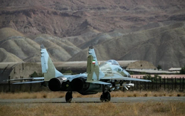 Iran nhận lô tiêm kích Nga đầu tiên sau hơn 30 năm: Cơ hội thay đổi cán cân sức mạnh?