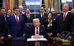 Tổng thống Trump ký sắc lệnh mở cửa lại chính phủ Mỹ