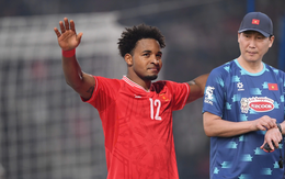 Xuân Son hào hứng đấu tuyển Lào, HLV Kim Sang-sik chỉ cho ngồi… dự bị?