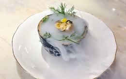 Ẩm thực cao cấp của Việt Nam là như thế nào? Khách Tây nếm thử 12 món của nhà hàng "ngon nhất đất nước"