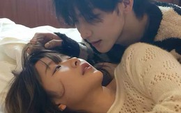 Đây là 6 lý do thật sự khiến chị em tiền mãn kinh không còn mê mẩn "chuyện ấy" như ngày trước