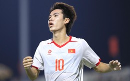 Tuyển Việt Nam chơi kiên cường trước đối thủ Trung Á, níu giữ hi vọng vô địch giải Tứ hùng