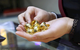 Công an cảnh báo chiêu lừa đảo khiến người dân không muốn bán vàng nhưng vẫn phải bán