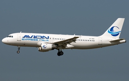 Không có bằng cơ trưởng dám lái máy bay chở hàng trăm hành khách khắp châu Âu?