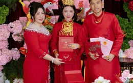 Đám cưới dát vàng của tiền vệ tuyển Việt Nam: Quà cưới nhiều đến hoa mắt nhưng nổi bật nhất là món quà cực kì tinh tế của mẹ vợ