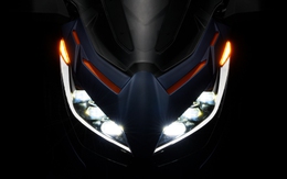 Xe ga chuyên phượt của Honda vừa về VN đã gặp khó: Đối thủ ra mắt 2 xe 'trang bị tận răng' giá rẻ hơn