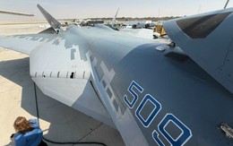 Hình ảnh về buồng lái của Su-57 ở Dubai đã xuất hiện
