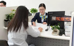 Người đàn ông chuyển 93 triệu đồng nhưng đối tác lại nhận được gấp 10 lần, ngân hàng kiện vì "cấu kết lừa đảo":Tòa tuyên khách không cần trả lại tiền