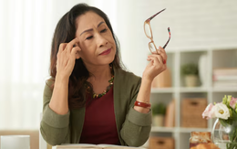 Lên thăm nhà con gái, tôi để ý thấy nhiều món đồ của con rể rất kỳ quặc nên khuyên đừng mua nữa, phản ứng của con khiến tôi giật mình