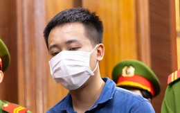 CLIP: Quang Linh Vlogs xin lỗi người đã yêu thương, nhắc đến bố mẹ trong lời nói sau cùng