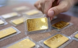 Giá vàng diễn biến lạ