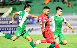 CLB TPHCM nhận thất bại đầu tiên tại mùa giải 2025-2026