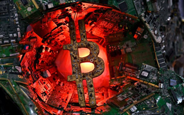 ‘Cú sảy chân’ từ mức vốn hóa 2.500 tỷ USD của Bitcoin và câu hỏi ‘liệu giá có thể tăng vì điều gì nữa?’