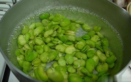 2 loại đậu ăn nhiều "phá gan", ngon bổ mấy cũng hạn chế