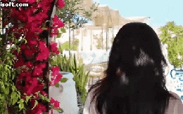 Vbiz có 1 mỹ nhân “sáng làm cô giáo, tối lên đồ đi quẩy”: U40 mà trẻ hơn học sinh mới đáng nể