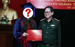 Phú bà Vbiz từng dạy học ở trường quân đội: Đối thủ một thời của Mỹ Tâm, nhan sắc tuổi 45 là đây sao