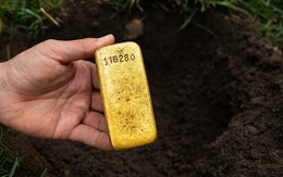 Người phát hiện thoi vàng trong vườn nhà nhưng có thể không được nhận gì