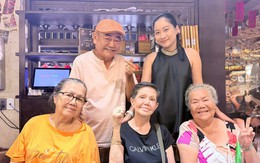 NSND Việt Anh kém ông bà ngoại vợ 9x vài tuổi, thỉnh thoảng lại được hỏi "hai đứa vui không?"