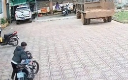 Chuyện thật như đùa, liều lĩnh chui vào nơi tạm giữ xe để lấy lại xe vi phạm của mình