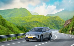 Xanh SM của tỷ phú Phạm Nhật Vượng bắt đầu triển khai dịch vụ xe ghép 7 chỗ liên tỉnh bằng Limo Green, chạy từ 4h sáng, tần suất 60 phút/chuyến