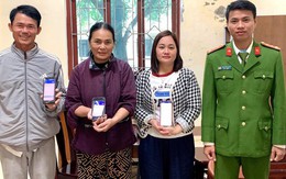 Hai người ở Hà Tĩnh được công an mời lên làm việc sau khi cùng chuyển tiền vào một tài khoản, tổng 150 triệu đồng