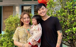 Nhan sắc vợ hơn 8 tuổi, có 2 con riêng của nam ca sĩ Việt có tiếng