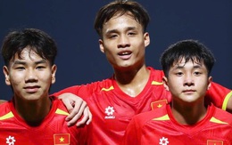 Tuyển Việt Nam đại thắng 14-0, vượt Malaysia giành lấy ngôi nhất bảng giải châu Á