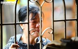 Những hình ảnh nhói lòng nơi rốn lũ Hòa Thịnh