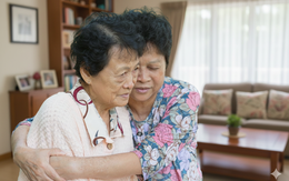 Nếu bạn muốn sống đàng hoàng sau 60 tuổi, TUYỆT ĐỐI đừng đồng ý với 3 YÊU CẦU này của con cái