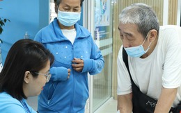 Người cao tuổi TP HCM cần làm thủ tục gì để được nhận thẻ BHYT miễn phí?