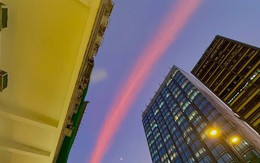 "Cây cầu lạ" xuất hiện trên bầu trời Hong Kong (Trung Quốc) sau 3 tiếng vụ cháy như tận thế