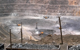 Đất hiếm - cuộc chiến "vàng công nghiệp"