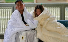 “Không còn gì cả”: Người dân Hong Kong (Trung Quốc) khốn khổ vì hỏa hoạn, hàng ngàn người lâm vào cảnh màn trời chiếu đất