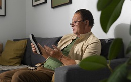 Tháng nào bố chồng cũng đưa cho tôi 10 triệu nhưng ngày thông gia đến thăm, câu ông nói khiến tôi chạnh lòng