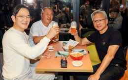 Dấu hiệu bong bóng AI sắp nổ tung: Chỉ cần CEO Nvidia đi ăn gà rán, cổ phiếu quán bán gà ngay lập tức bốc đầu tăng 20%