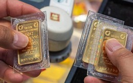 Sáng 3/11: Giá vàng SJC và vàng nhẫn tiếp tục giảm mạnh, nhà đầu tư lỗ nặng tới 6,8 triệu đồng/lượng sau một tuần