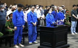 Cựu bí thư Thành ủy Hòa Bình cũ đánh bạc 112 tỉ đồng, thua 7 tỉ đồng nói kinh tế gia đình khó khăn