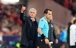 Jose Mourinho nói gì khi thiết lập mạch trận thảm họa ở Champions League?