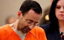 100 VĐV nữ bị tấn công tình dục, 37.000 ảnh khiêu dâm trẻ em,... giới thể thao choáng váng vì bác sĩ "yêu râu xanh"