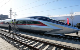 Thần tốc xây hơn 32.000 km đường sắt cao tốc trong 10 năm, gấp chục lần Shinkansen của Nhật Bản, Trung Quốc gánh khoản nợ cực 'khủng'