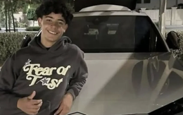 Ronaldo tặng con trai 15 tuổi siêu xe Lamborghini hơn 7 tỷ