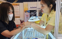 Giá vàng hôm nay 9-11: Diễn biến bất ngờ của vàng miếng